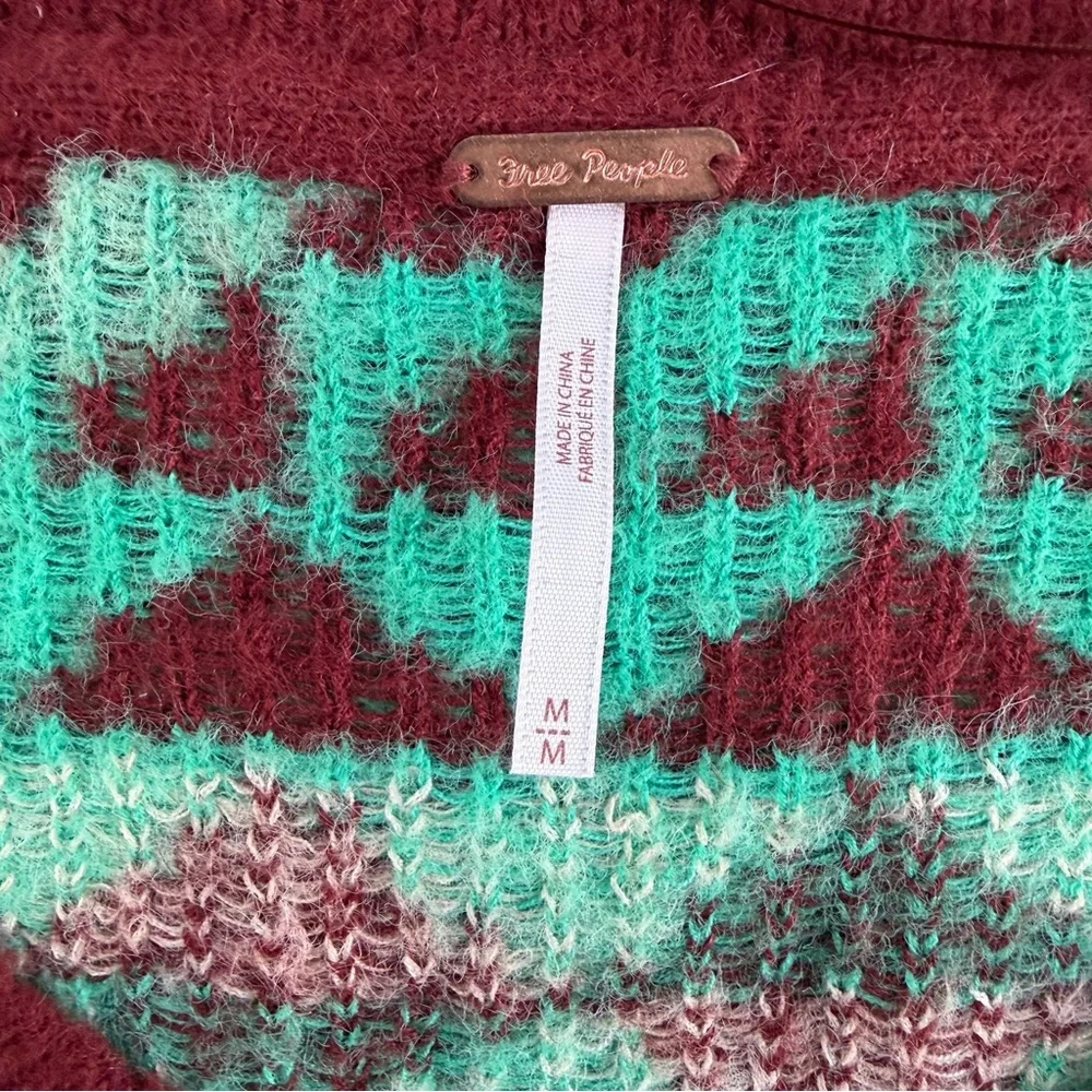 Free people Geometric‎ Patterned V-Neck Sweater - Green and Burgundy M